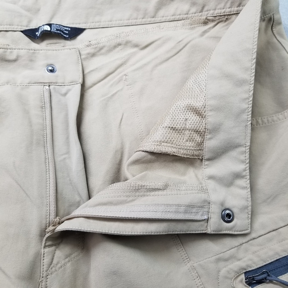 The North Face Cargo Shorts Mens Size 36 Brown Outdoor Nylon - Picture 8 of 11